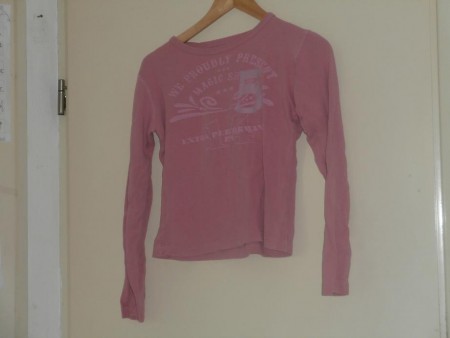 Longsleeve maat M 2,-